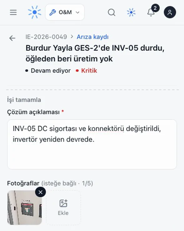 Teknikerin telefonundan kesit: iş emri başlığı, çözüm açıklaması ve eklenen fotoğraf